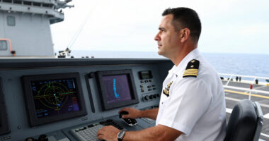 Uss Abraham Lincoln Operational Deployment